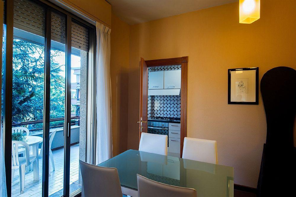 Hotell Park Blanc Et Noir 3*