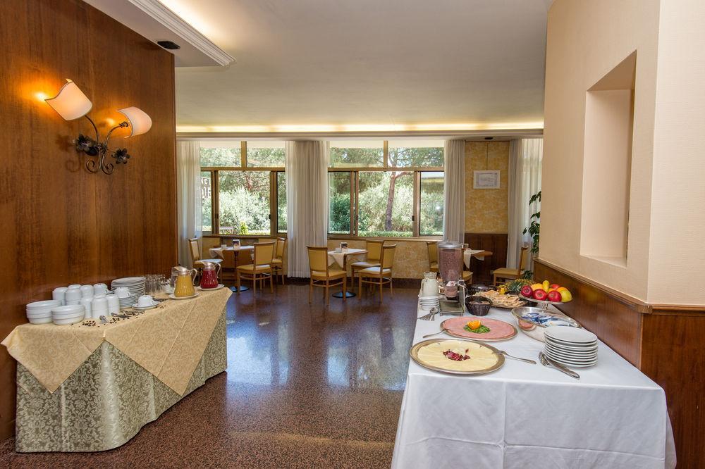 Hotell Park Blanc Et Noir Rom