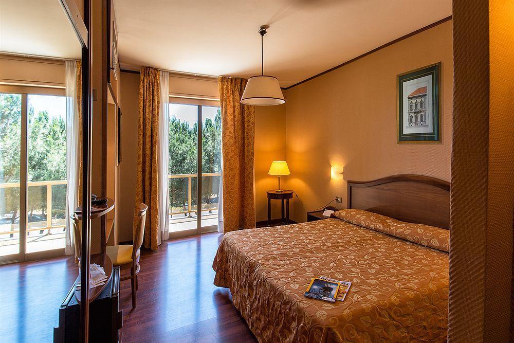 Park Blanc Et Noir Hotell 3*